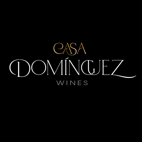 CASA DOMINGUEZ
WINES logo